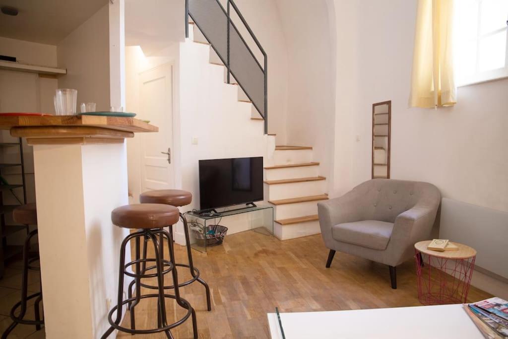 L'Authentique, Duplex, Centre Historique, Wifi Apartment Монпелие Екстериор снимка