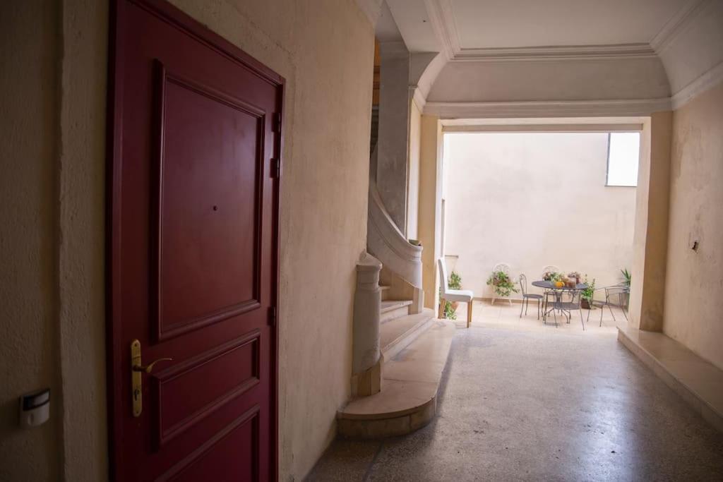 L'Authentique, Duplex, Centre Historique, Wifi Apartment Монпелие Екстериор снимка